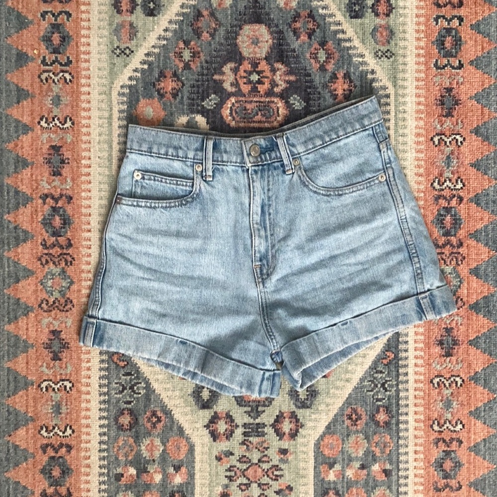 Gap 1969 original high rise short, Sz 26